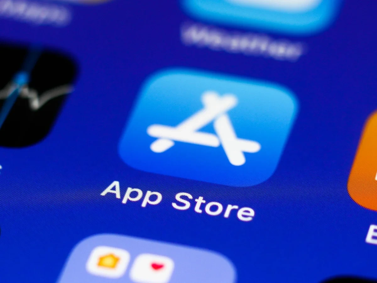 من الصفر إلى الاحتراف كيف تحسّن ظهور تطبيقك في App Store و Google Play
