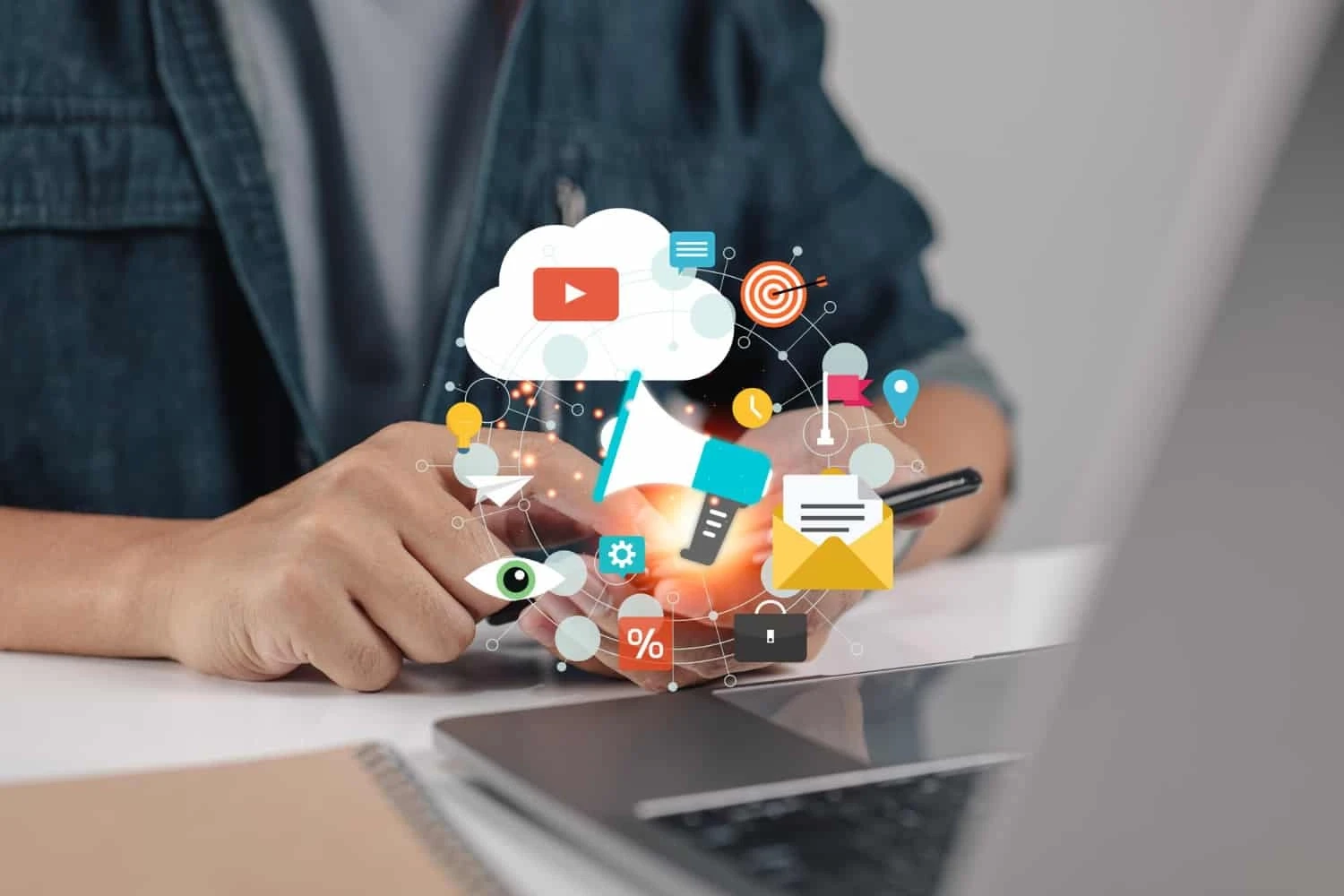 إدارة حسابات التواصل الاجتماعي في السعودية